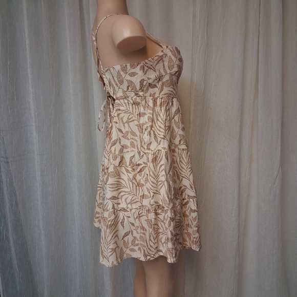 Shore Women Size L Chic Strapless Cream and Brown Leaf Print Dress - Picture 6 of 16